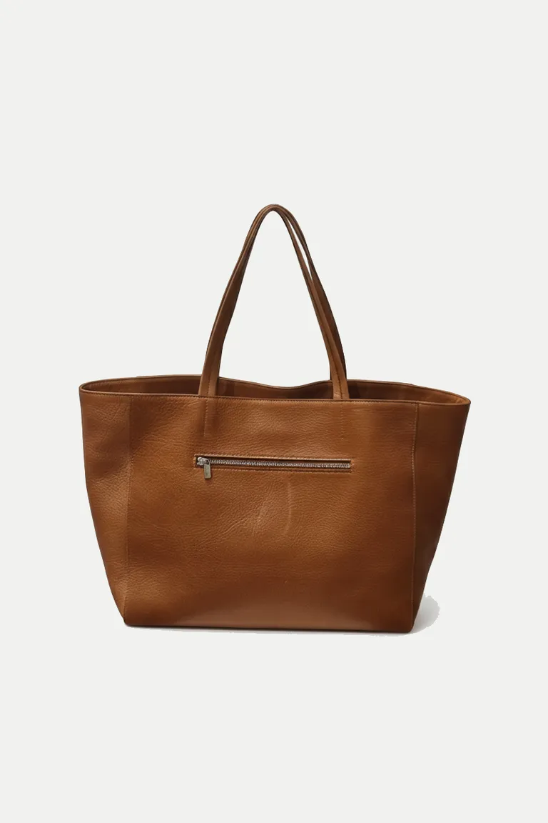 Bolso de cuero marrón de gran capacidad, ideal para el uso diario y los viajes de Justaosadia en Bolsos y Carteras para argentina