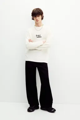 Buzo regret nothing de Pull&Bear en Buzos y Sweaters para argentina