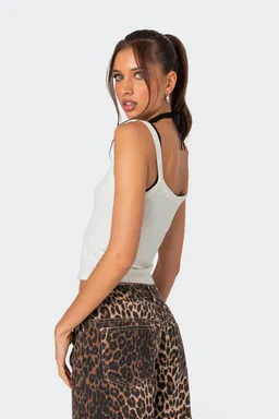 Musculosa rib con contraste de Edikted en Tops para argentina