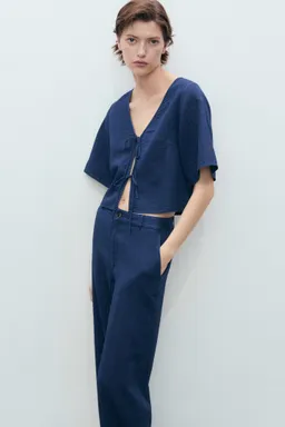 Pantalón denim fluido tiro alto de Mango en Pantalones para argentina