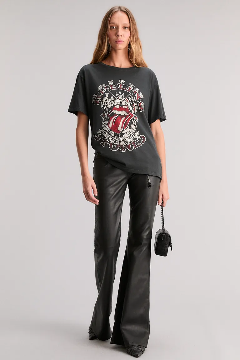 Remera negra con estampa de los Rollings Stones de corte regular de Kosiuko en Remeras para argentina