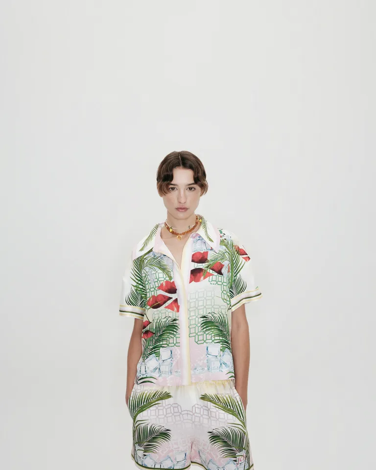 Shorts de satín con estampa tropical para mujer de Jazmin Chebar en Shorts para argentina