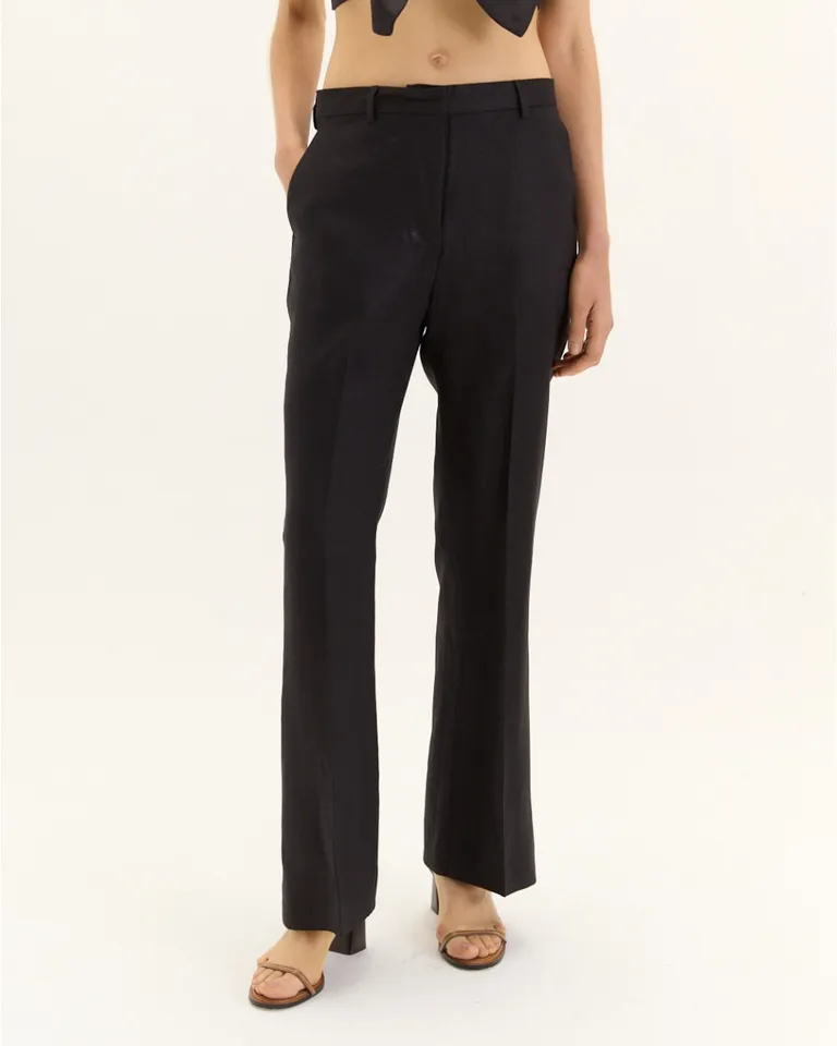 Pantalón Sastrero Negro con Bolsillos y Pierna Ancha - Elegante y Versátil de Blue Sheep en Pantalones para argentina