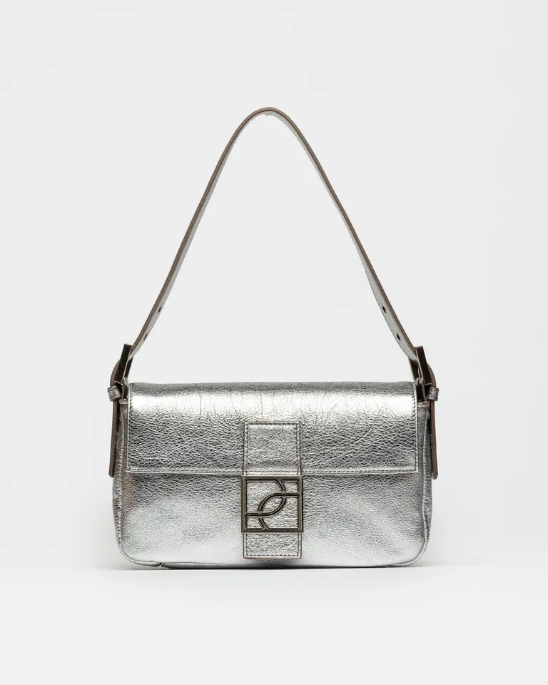 Cartera al Hombro Signature en Cuero Graneado Metalizado de Prüne en Bolsos y Carteras para argentina