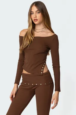 Top asimétrico tachas aries de Edikted en Tops para argentina