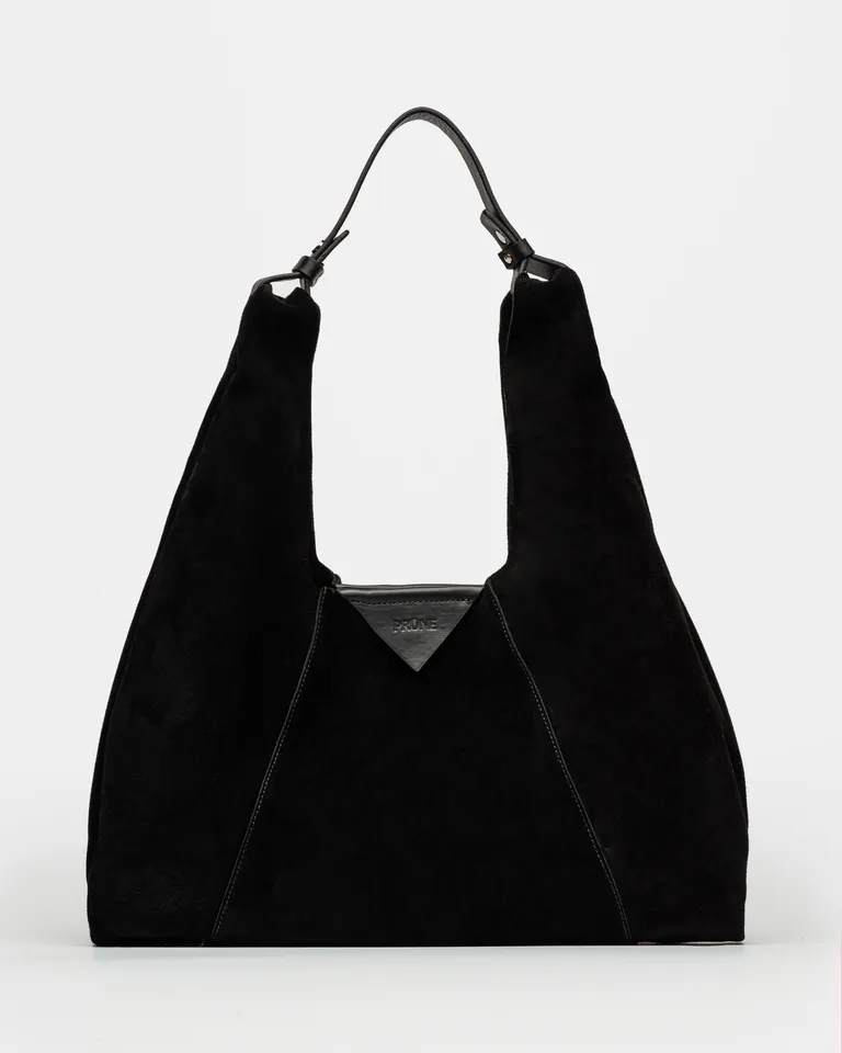 Cartera de hombro informal en gamuza negra con amplio espacio interior de Prüne en Bolsos y Carteras para argentina