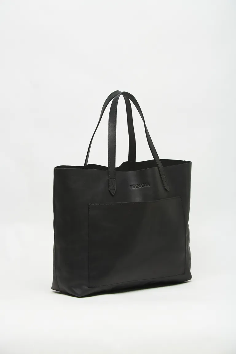 Bolso tote de gran capacidad con estructura espaciosa y compartimento para tarjetas de Wanama en Bolsos y Carteras para argentina