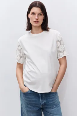 Remera algodón mangas crochet de Mango en Remeras para argentina