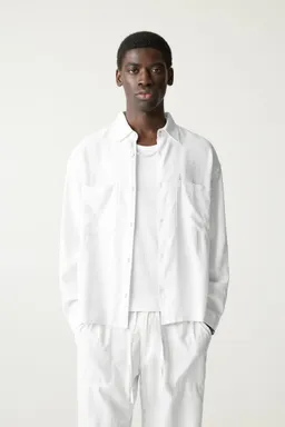 Camisa lino manga larga de Pull&Bear en Camisas para argentina
