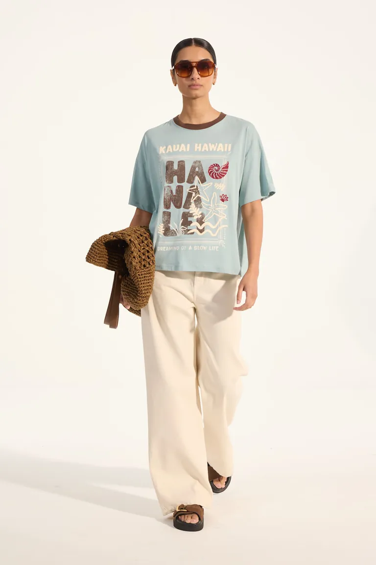 Remera de manga corta con diseño estampado y bordado en tono gris de Portsaid en Remeras para argentina