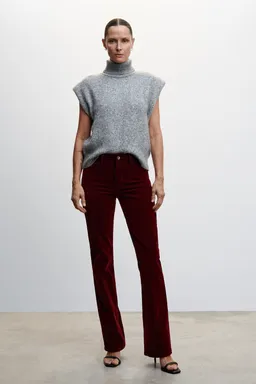 Jeans flare terciopelo de Mango en Pantalones para argentina