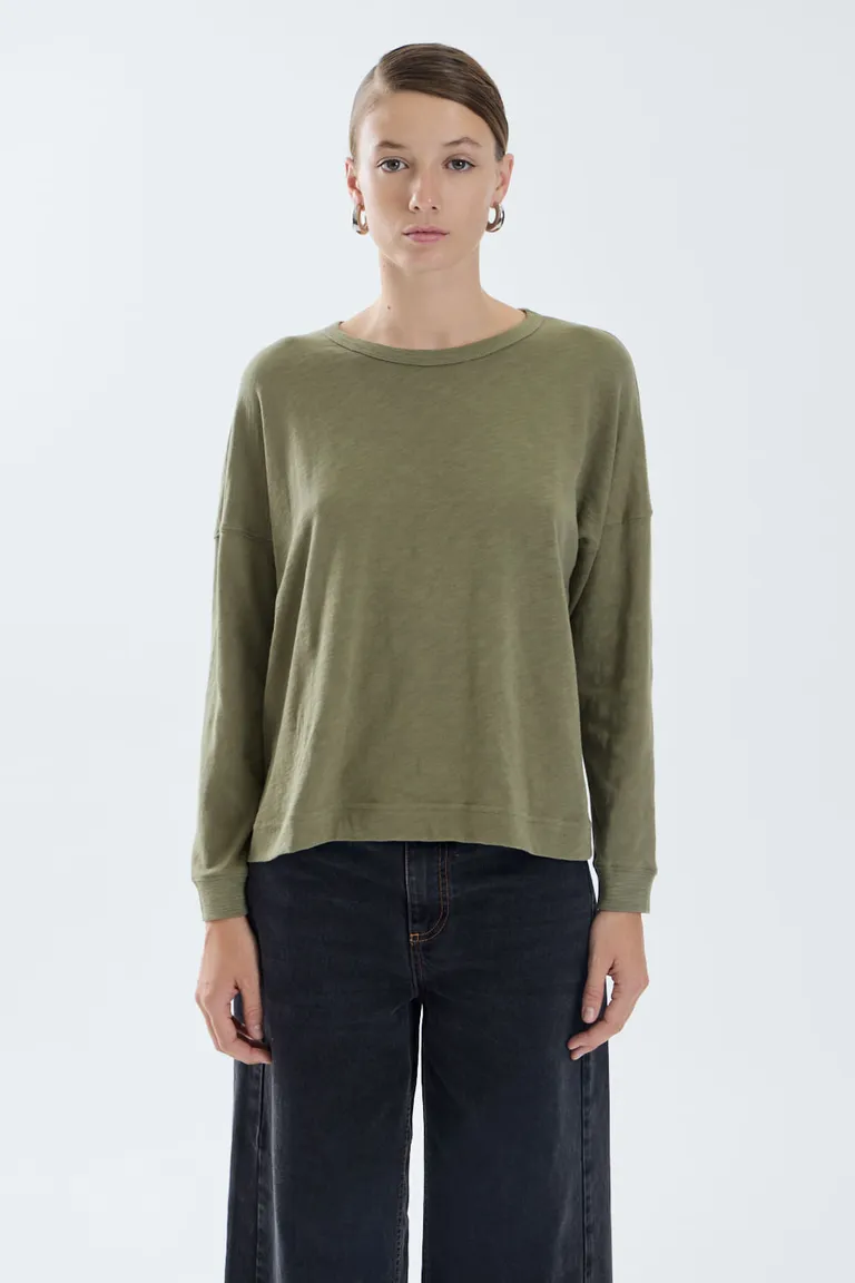 Remera de manga larga con calce holgado y puños en ribb de Portsaid en Remeras para argentina