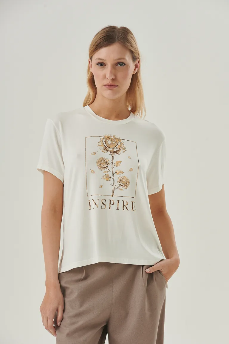 Remera de Corte Relajado con Estampa Floral y Mensaje Inspiracional de Sweet en Remeras para argentina