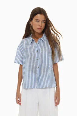 Camisa básica manga corta de Lefties en Camisas para argentina