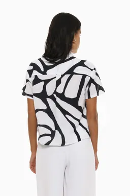 Camisa básica manga corta de Lefties en Camisas para argentina
