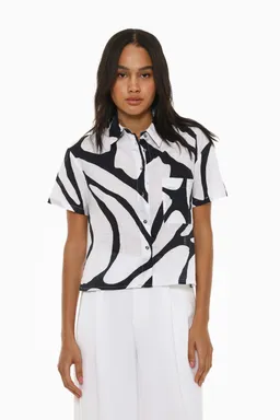 Camisa básica manga corta de Lefties en Camisas para argentina