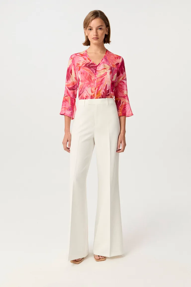 Blusa en gasa con estampado exclusivo y mangas 3/4 con puño volado de Markova en Blusas para argentina