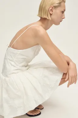 Vestido textura efecto globo de Mango en Vestidos para argentina