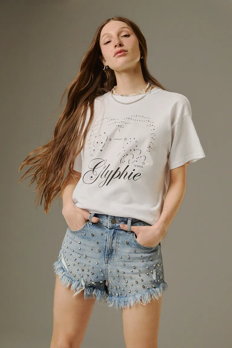 Shorts de mezclilla desgastada con aplicaciones de strass de 47 Street en Shorts para argentina