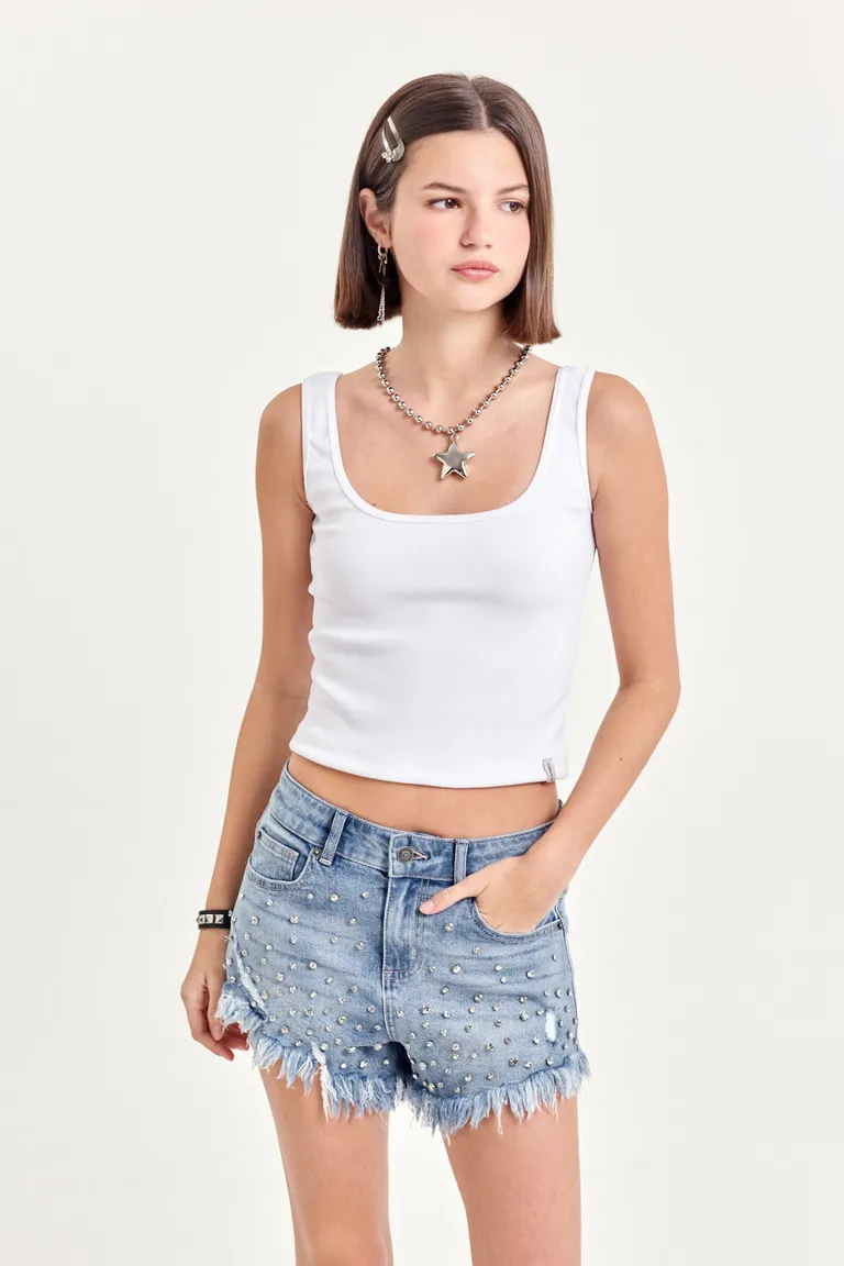 Shorts de mezclilla desgastada con aplicaciones de strass de 47 Street en Shorts para argentina