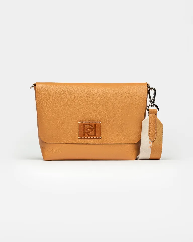 Morral de Cuero Graneado en Tonos Cálidos para Mujer de Prüne en Bolsos y Carteras para argentina