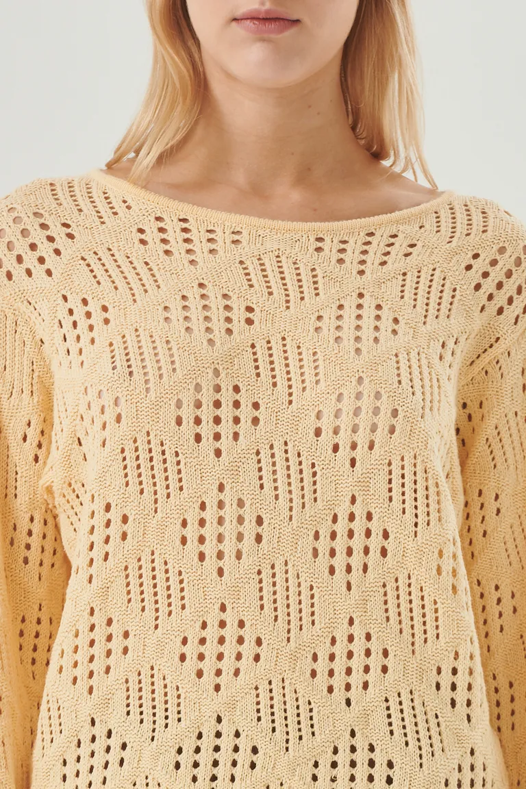 Suéter holgado de diseño geométrico en color amarillo de Sweet en Buzos y Sweaters para argentina