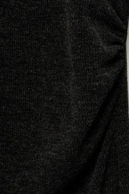 Vestido drapeado cuello vuelto de Mango en Vestidos para argentina