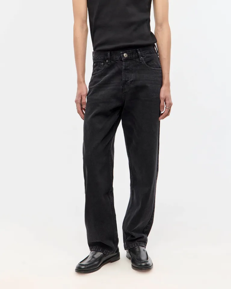 Pantalón negro de tiro bajo y pierna ancha con bolsillos amplios de Ay Not Dead en Pantalones para argentina