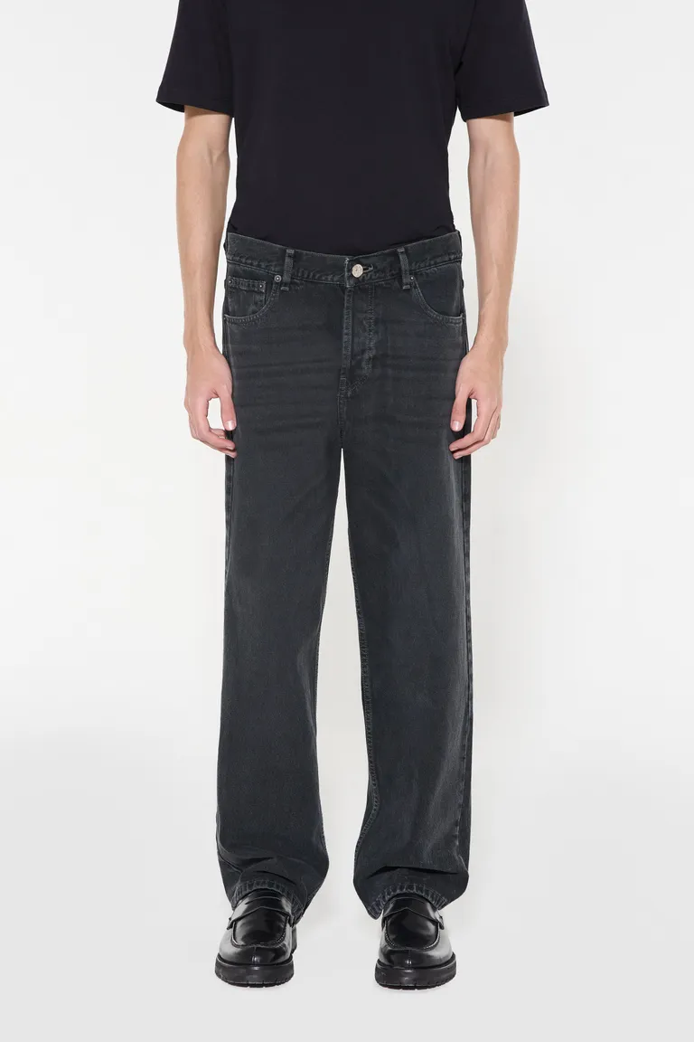 Pantalón negro de tiro bajo y pierna ancha con bolsillos amplios de Ay Not Dead en Pantalones para argentina