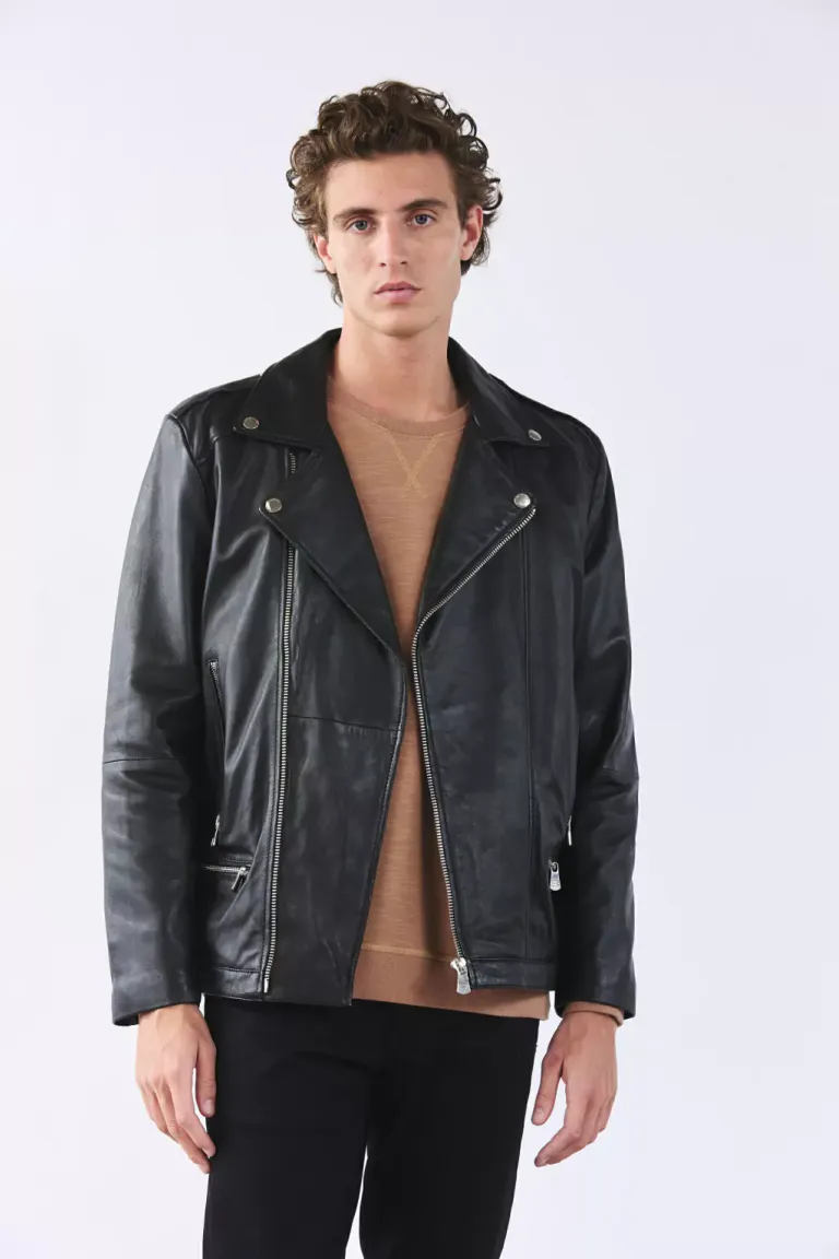 Campera de cuero de oveja negra con cierre y bolsillos laterales para hombre de Bensimon en Abrigos y Camperas para argentina