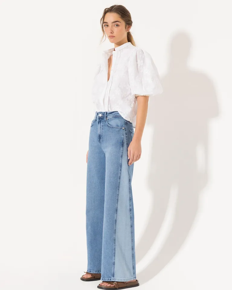 Pantalones vaqueros de pierna ancha en diseño recto y elegante para mujeres de Jazmin Chebar en Pantalones para argentina