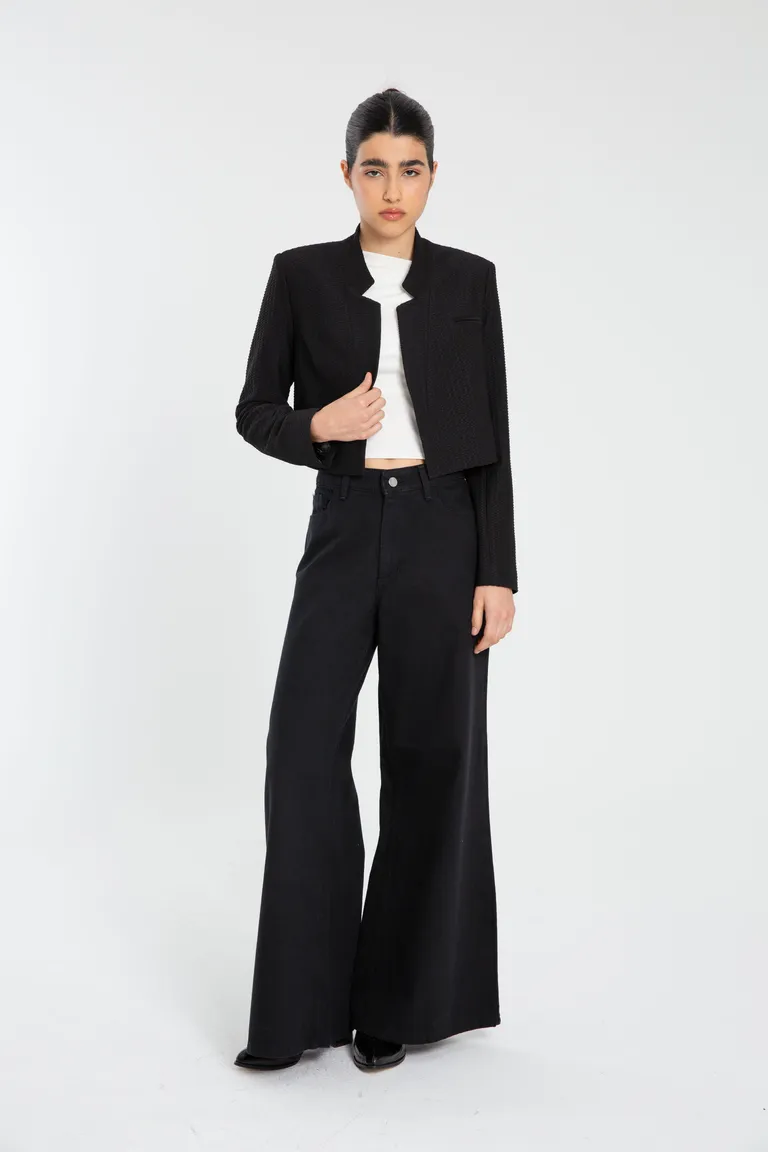 Blazer de punto negro con solapa sin quiebre y bolsillo ojal en pecho de Naíma en Blazers para argentina