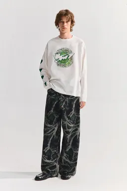 Camiseta stwd global community de Pull&Bear en Remeras y Polos para argentina