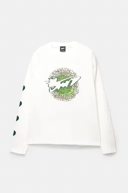 Camiseta stwd global community de Pull&Bear en Remeras y Polos para argentina