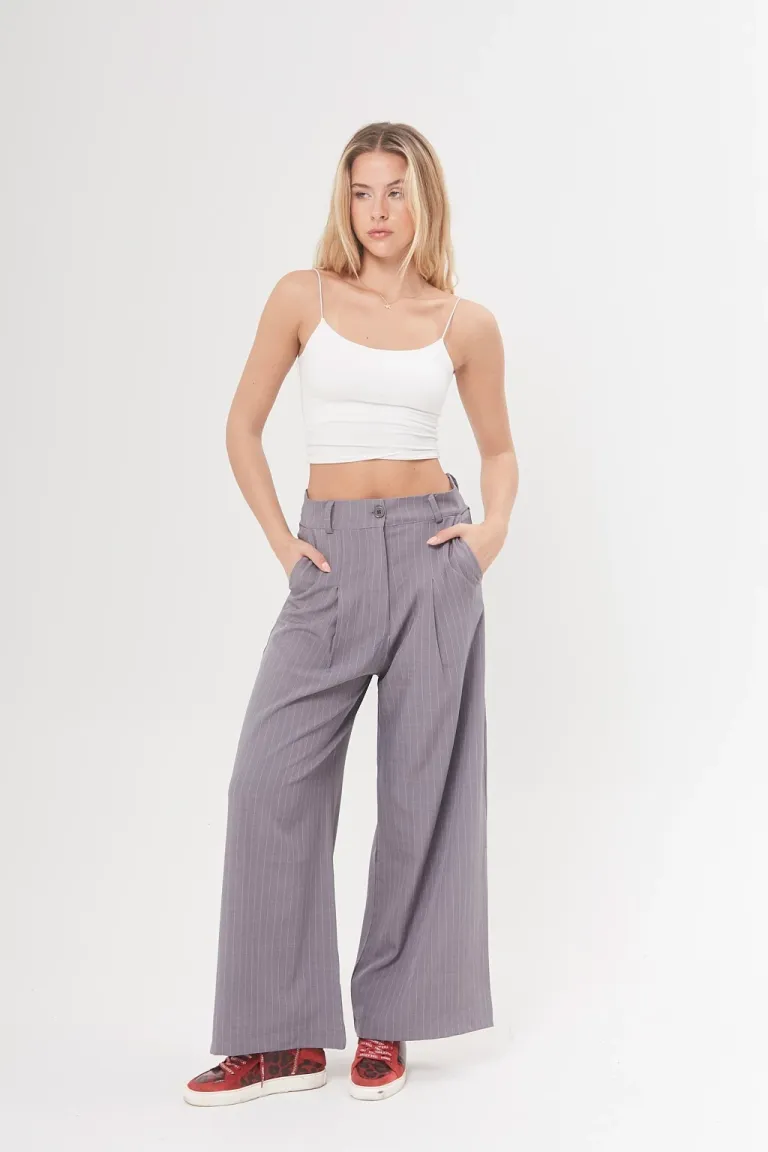 Pantalón amplio de corte alto con pinzas y bolsillos laterales en tela a rayas de Belle en Pantalones para argentina