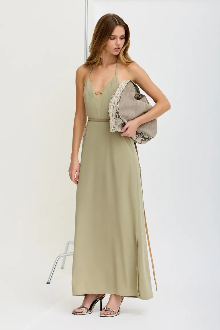 Vestido beige con escote pronunciado y detalles metálicos exclusivos de Tucci en Vestidos para argentina