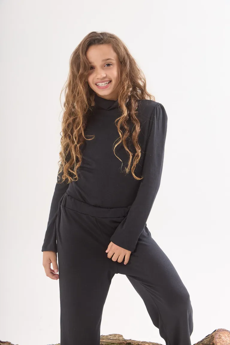 Remera de manga princesa confeccionada en morley lanilla negra de Belle en Remeras para argentina