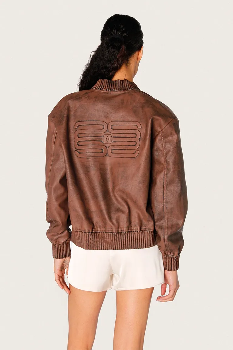 Elegante chaqueta bomber marrón con detalles destacados de Sofia Sarkany en Chaquetas para argentina