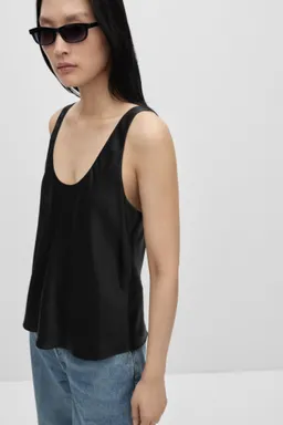 Top seda satinado de Mango en Tops para argentina
