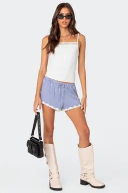Short encaje rayas patty de Edikted en Shorts para argentina