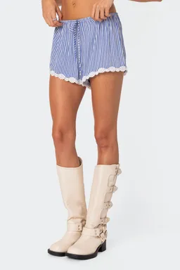 Short encaje rayas patty de Edikted en Shorts para argentina