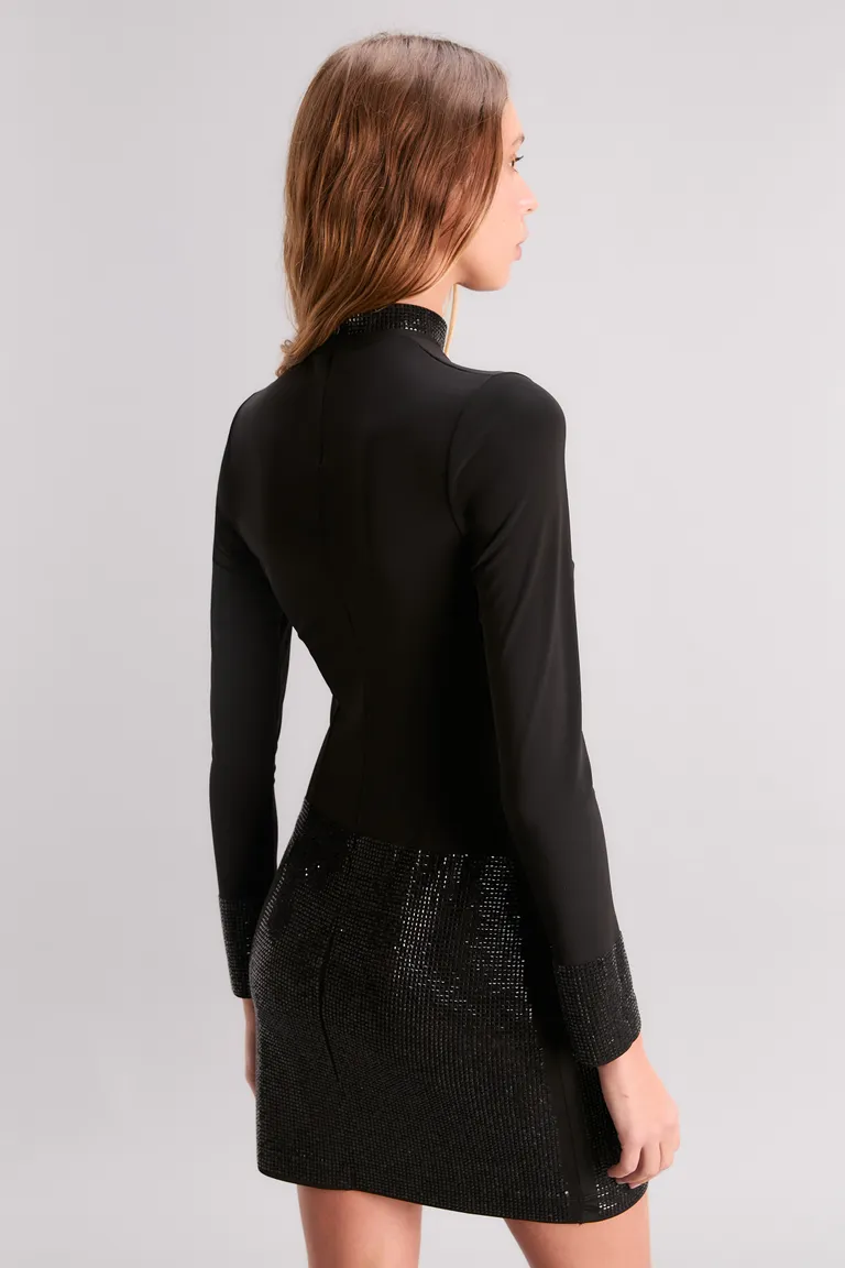 Vestido Slim Fit de Punto con Detalles de Tachas Cuadradas de Kosiuko en Vestidos para argentina