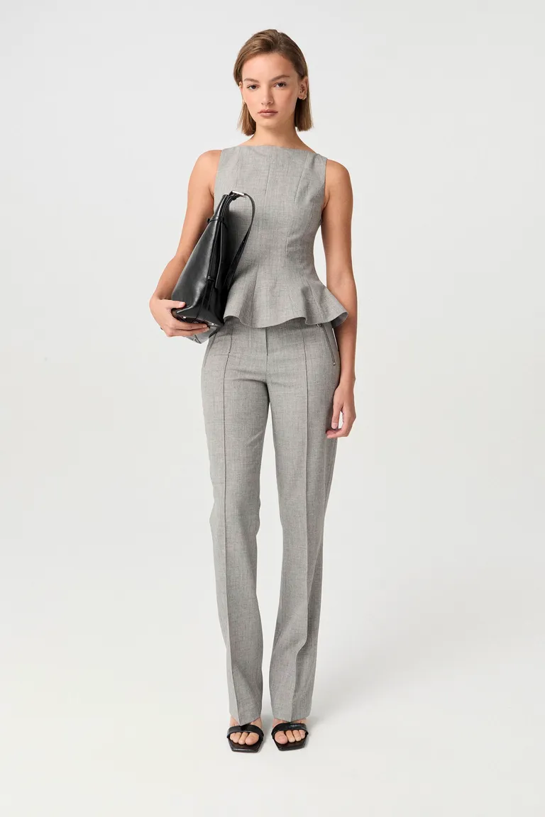 Pantalón de sastrería gris con cintura alta y pierna recta para mujer de Markova en Pantalones para argentina