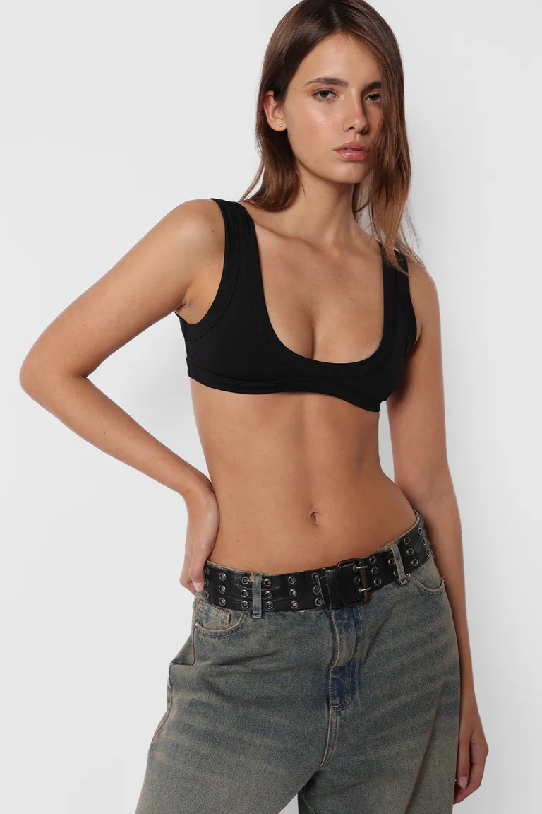 Top musculosa sin mangas en microfibra pesada con escote y terminaciones anchas de Top White en Tops para argentina