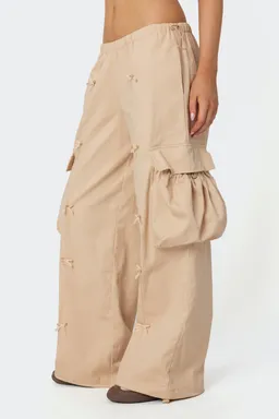 Pantalón cargo con lazo de Edikted en Pantalones para argentina