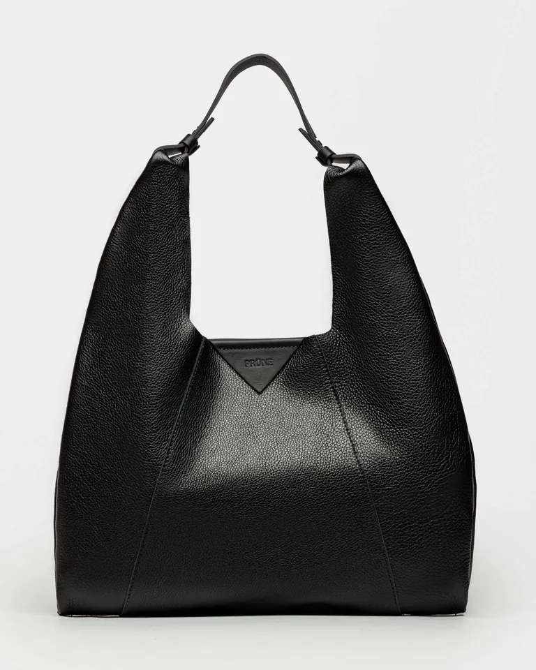 Cartera de hombro en cuero sintético negro - Diseño sobrio y elegante de Prüne en Bolsos y Carteras para argentina