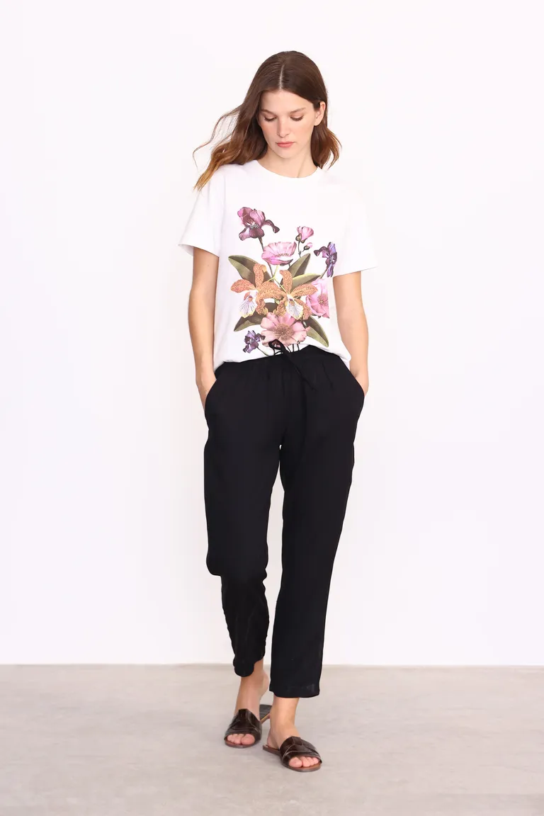 Pantalón de tela twill con cintura elástica para un estilo relajado y cómodo de Yagmour en Pantalones para argentina