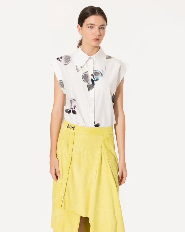 Camisa fresca con estampa de limones, diseño amplio y versátil para mujer de Jazmin Chebar en Camisas para argentina