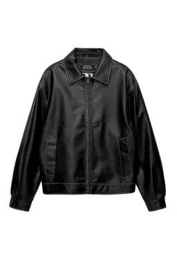 Campera efecto cuero de Pull&Bear en Abrigos y Camperas para argentina