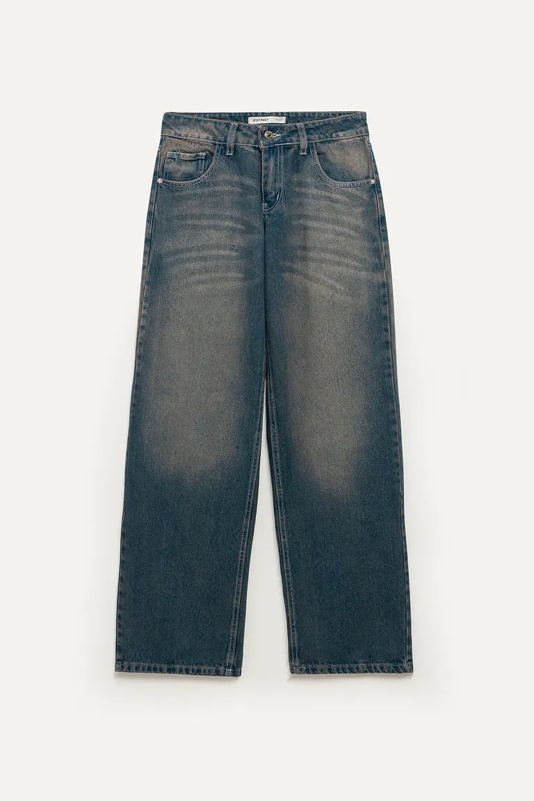 Jeans con corte ancho y diseño relajado para un look informal y cómodo de 47 Street en Pantalones para argentina